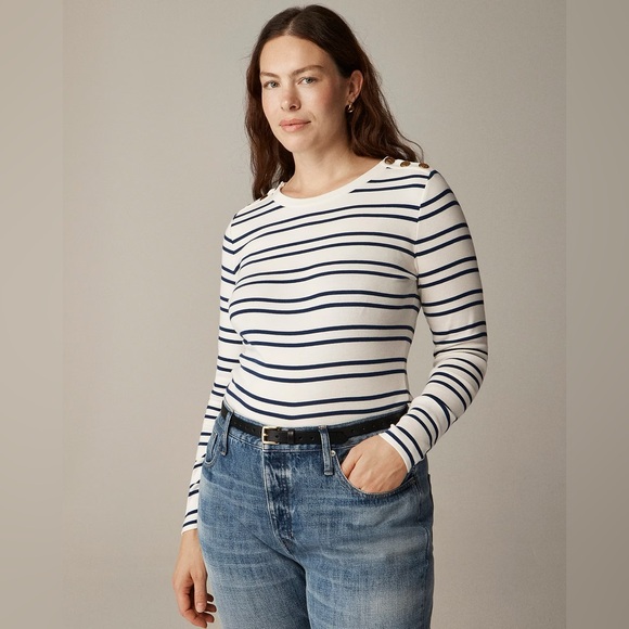 NWT J.Crew Perfect-fit Long Sleeve Crewneck With Lion Buttons - Picture 3 of 5